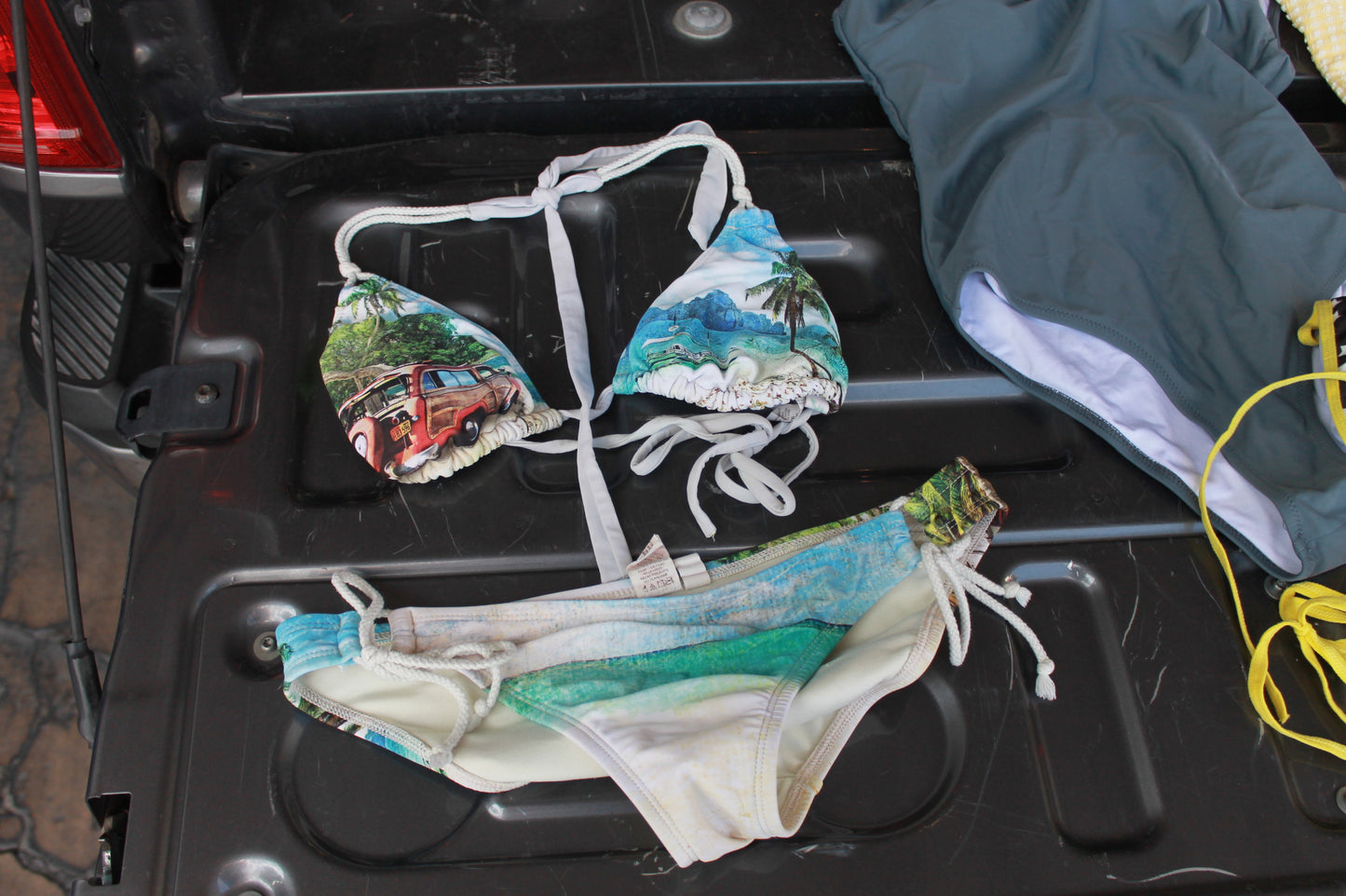"margaritaville" swimmie
