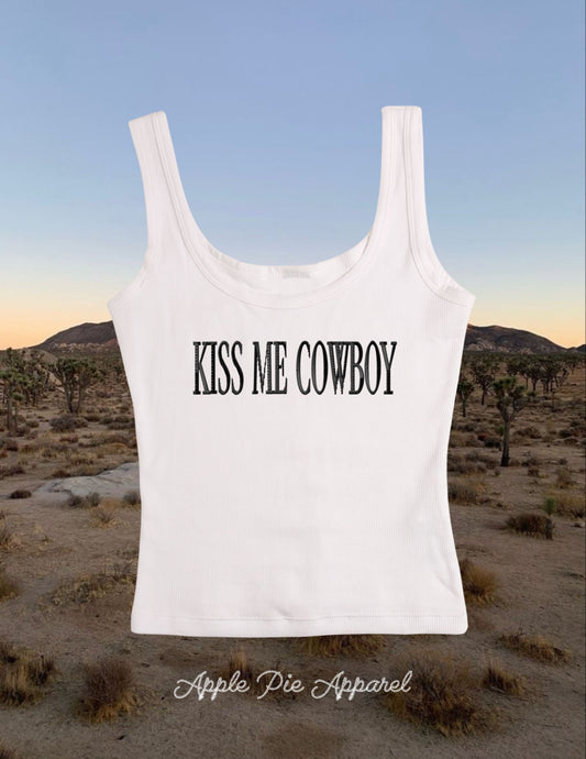 “kisses" og tank