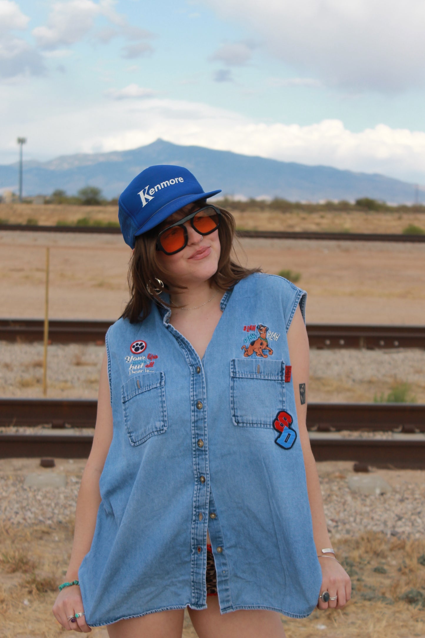 "ruh roh" vest