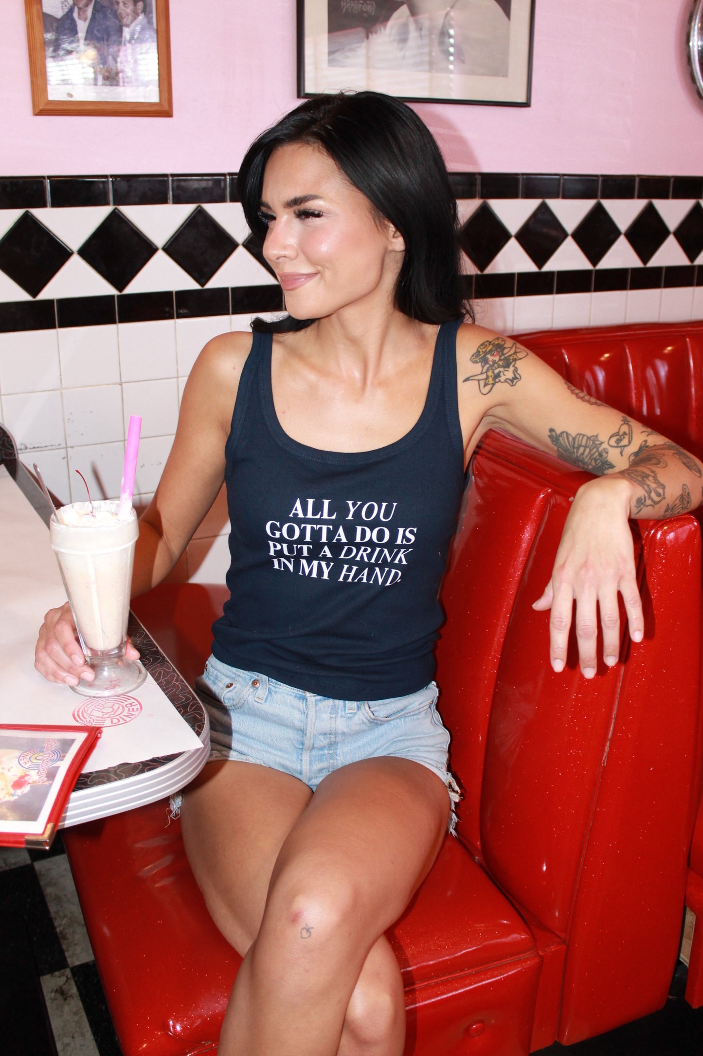 "drink in my hand" og tank