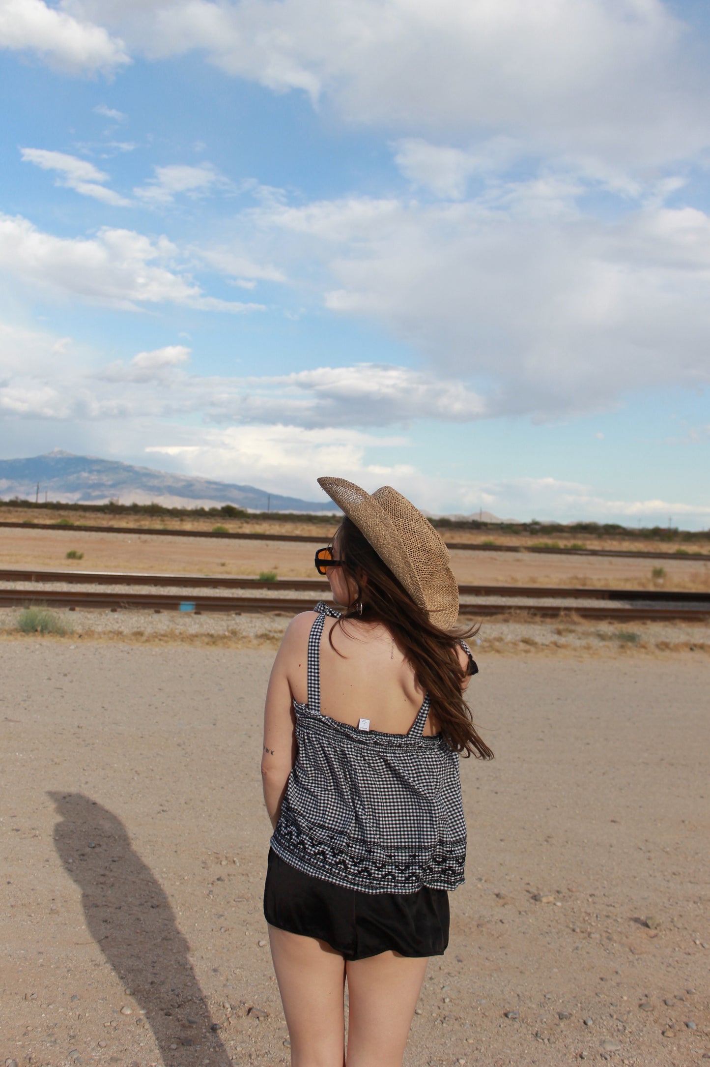 "wren" top
