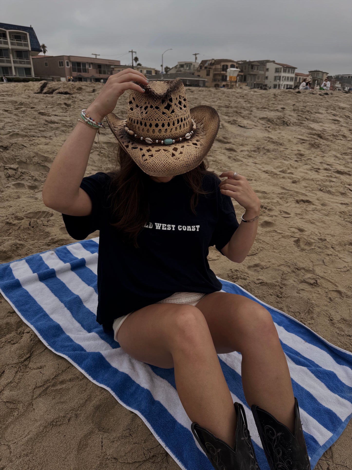 "wild west coast" og tee