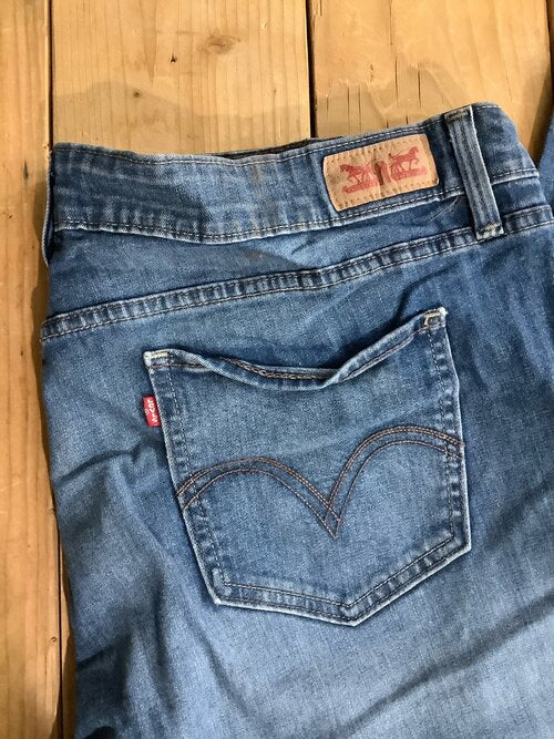 levi jeans