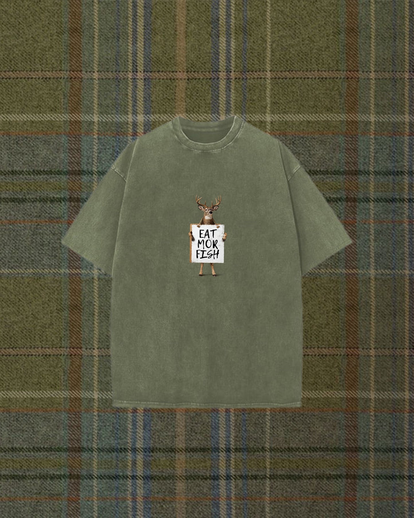“eat mor fish” og tee