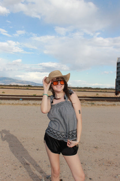 "wren" top