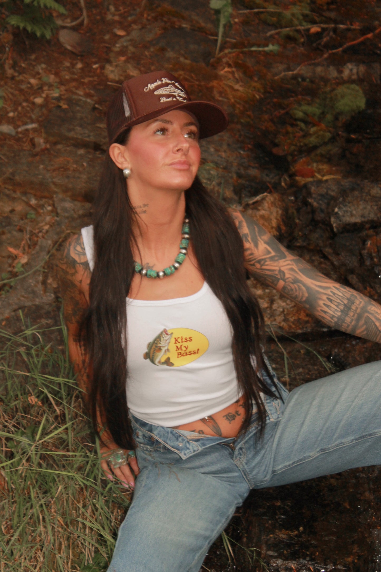 “kiss my bass” og tank
