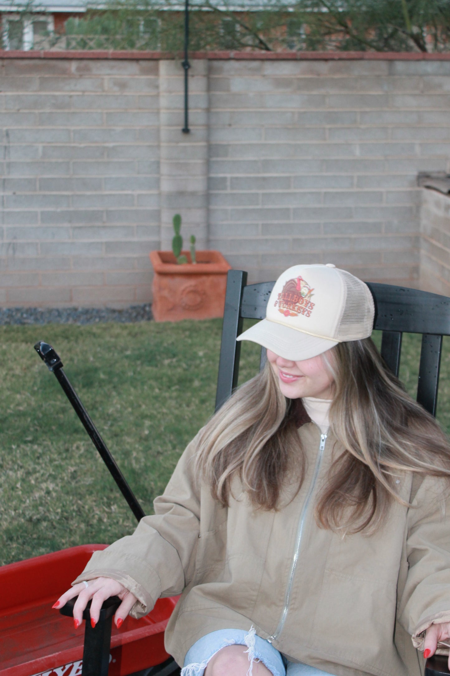 "tallboys" og trucker hat