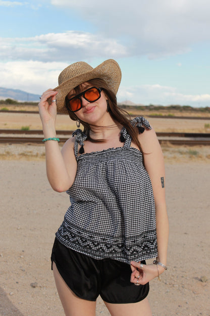 "wren" top