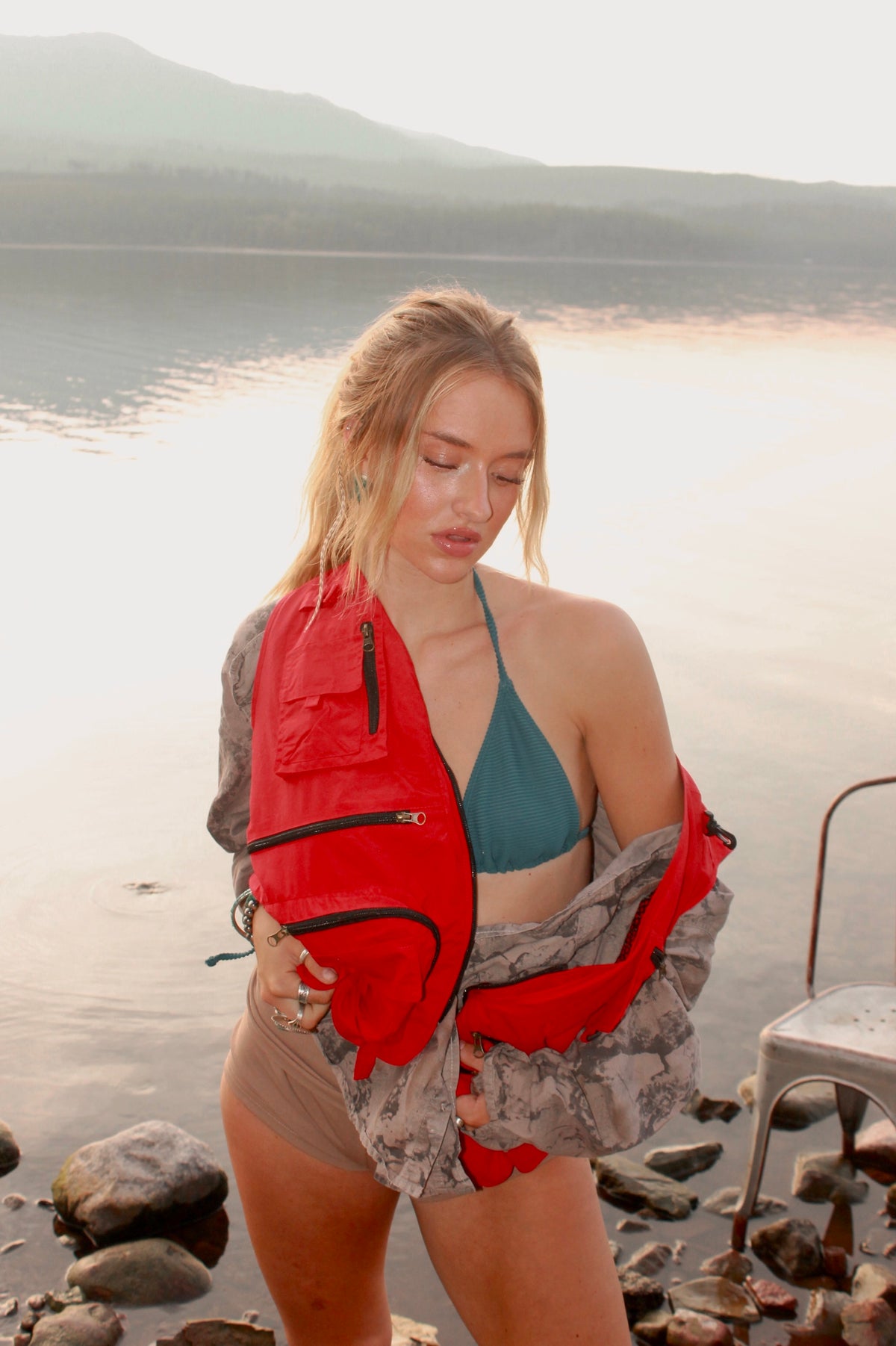 “alluring” vest